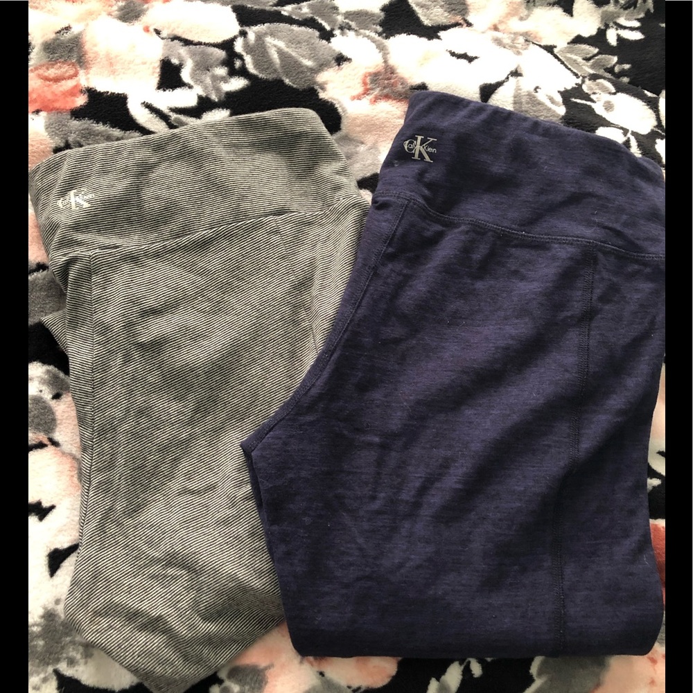 2 pair Calvin Klein leggings size lg
